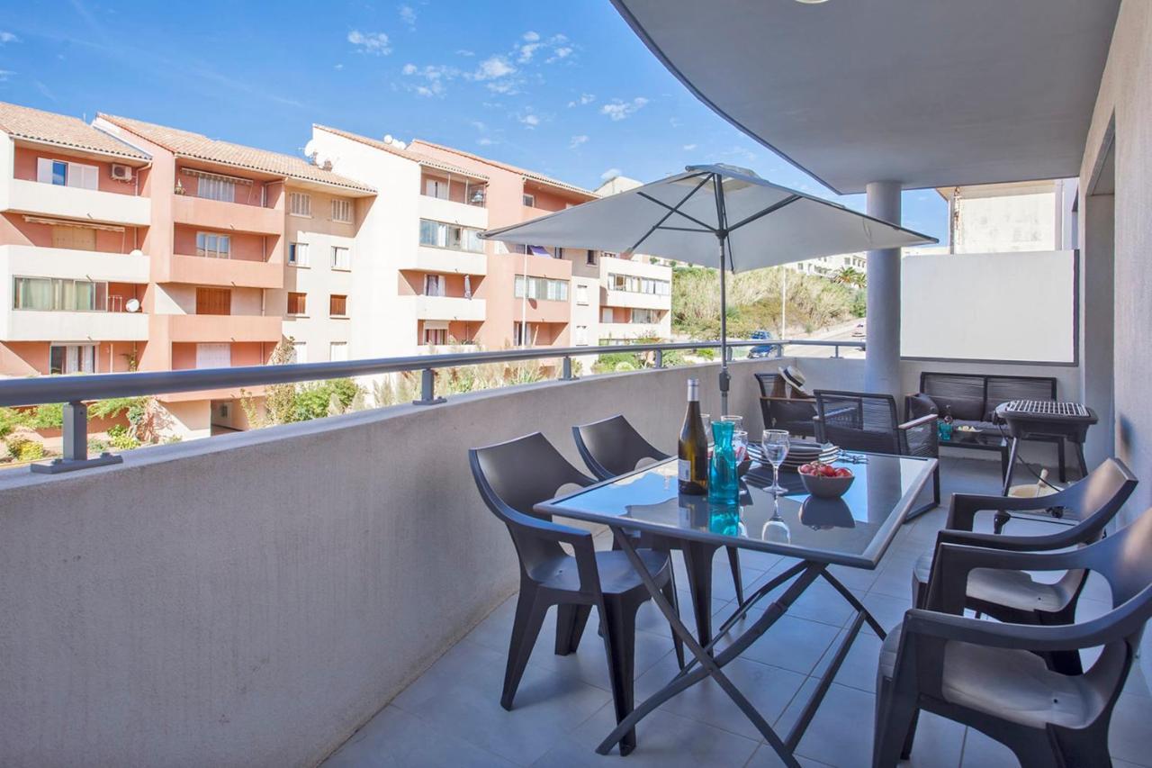 L'Orangeraie Calvi Centre A 300M De La Plage Et Du Port Parking Prive Екстер'єр фото